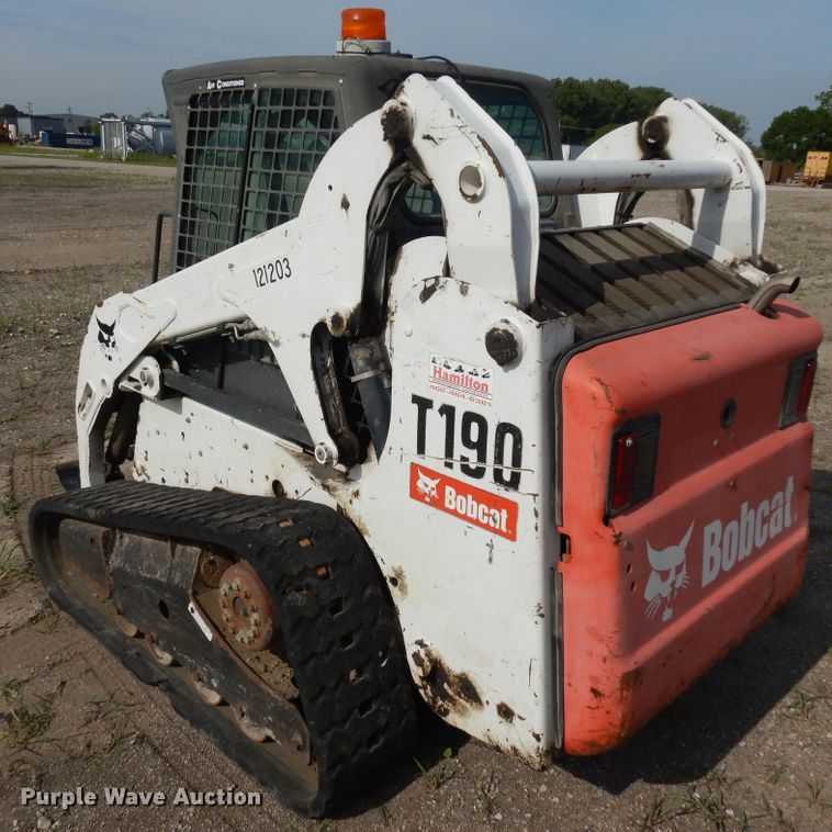 image for item KU9584 2011 Bobcat T190  tracked skid steer loader