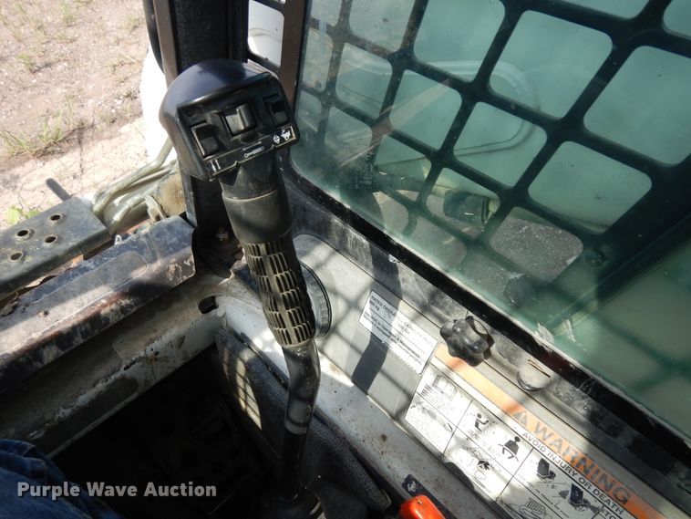 image for item KU9584 2011 Bobcat T190  tracked skid steer loader