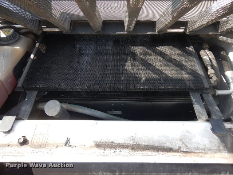 image for item KU9584 2011 Bobcat T190  tracked skid steer loader