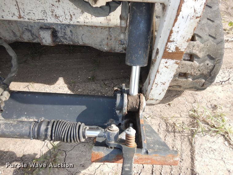 image for item KU9584 2011 Bobcat T190  tracked skid steer loader