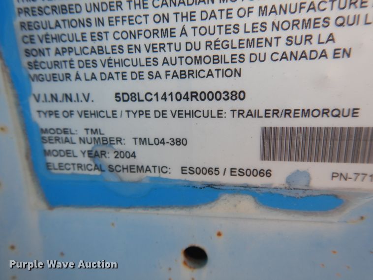 image for item KU9586 2004 Genie TML-4000N  light plant