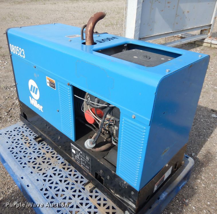 image for item KU9588 Miller Bobcat 225NT  welder/generator