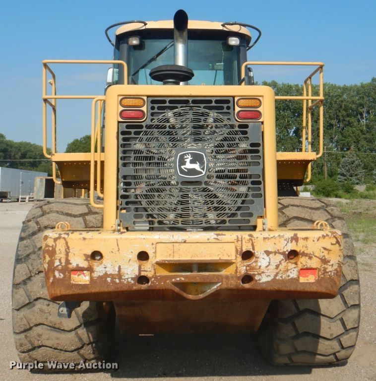 image for item KU9599 John Deere 724J  wheel loader