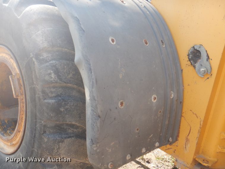 image for item KU9599 John Deere 724J  wheel loader