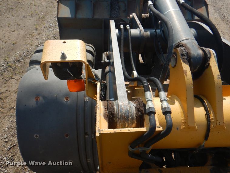 image for item KU9599 John Deere 724J  wheel loader