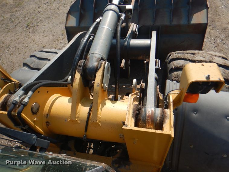 image for item KU9599 John Deere 724J  wheel loader