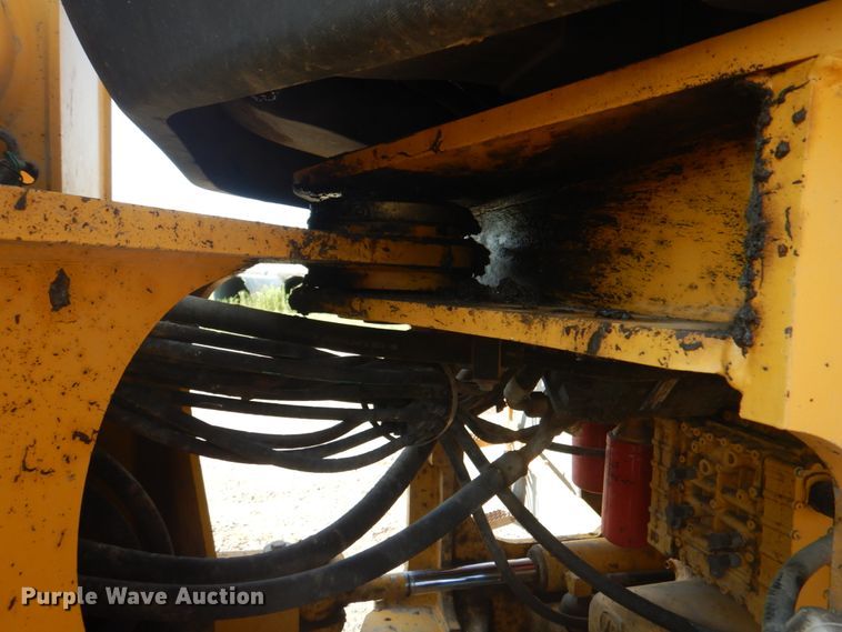 image for item KU9599 John Deere 724J  wheel loader