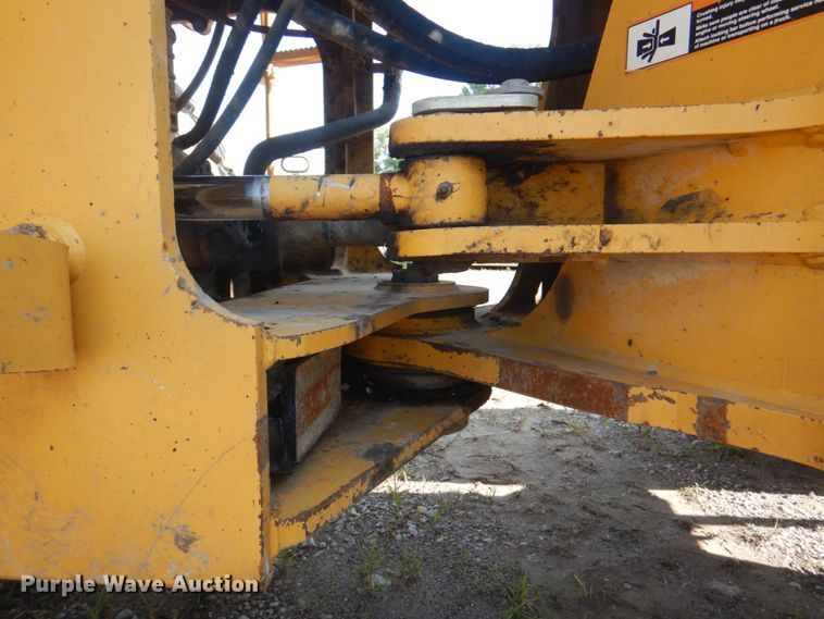 image for item KU9599 John Deere 724J  wheel loader