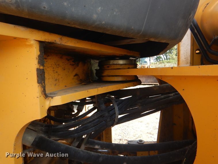 image for item KU9599 John Deere 724J  wheel loader