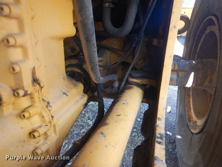 image for item KU9599 John Deere 724J  wheel loader