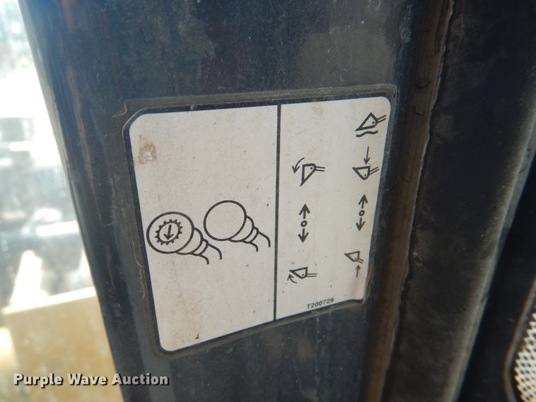 image for item KU9599 John Deere 724J  wheel loader