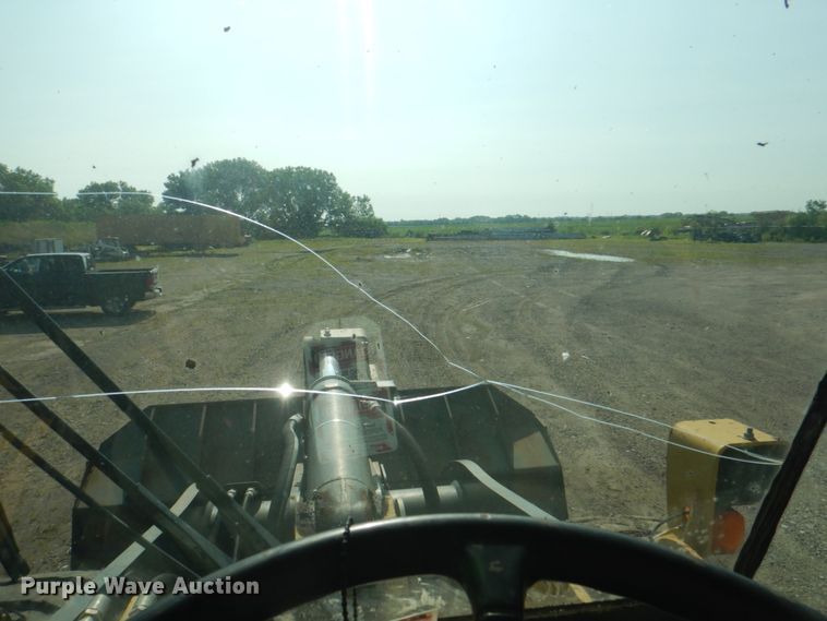 image for item KU9599 John Deere 724J  wheel loader