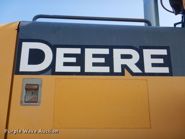 image for item KU9599 John Deere 724J  wheel loader