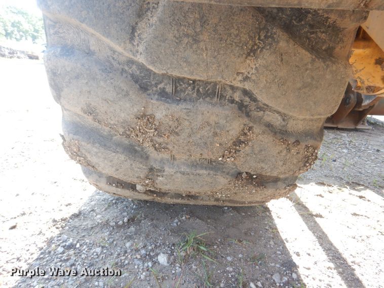 image for item KU9599 John Deere 724J  wheel loader