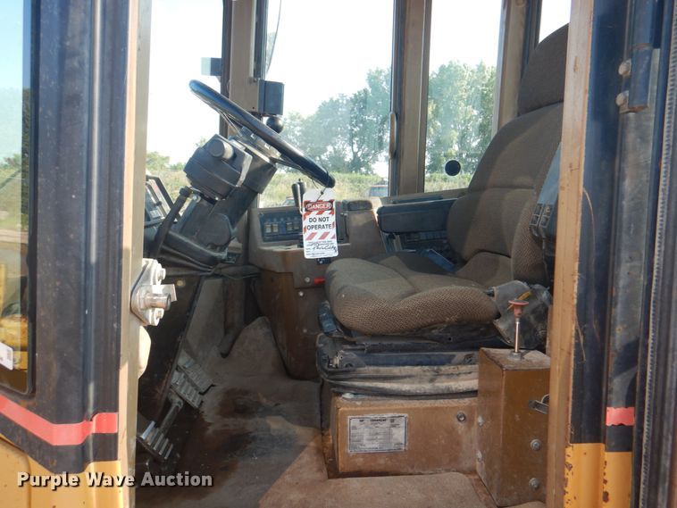 image for item KU9600 1995 Caterpillar 970F  wheel loader