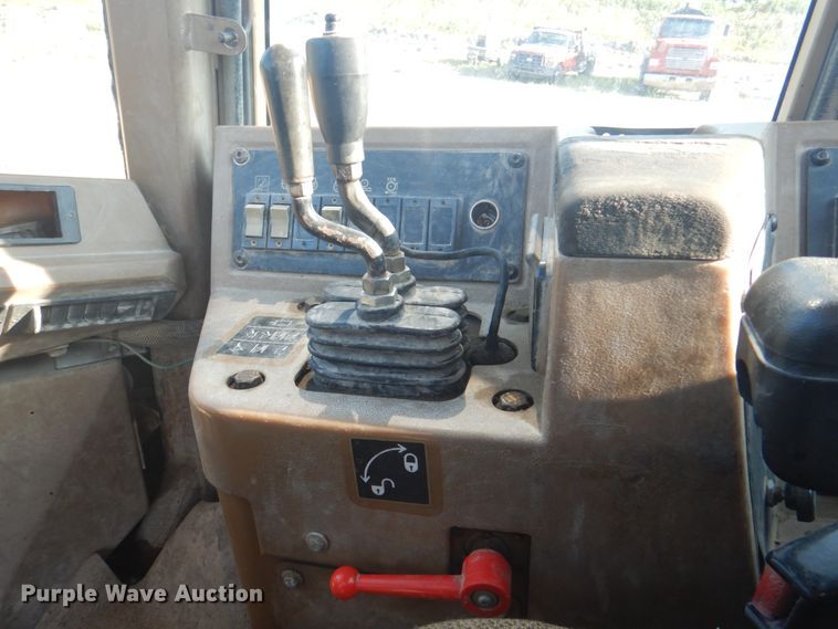 image for item KU9600 1995 Caterpillar 970F  wheel loader