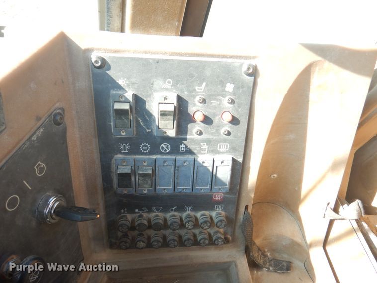 image for item KU9600 1995 Caterpillar 970F  wheel loader