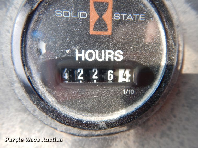 image for item KU9601 1989 Ford LT8000  tank truck