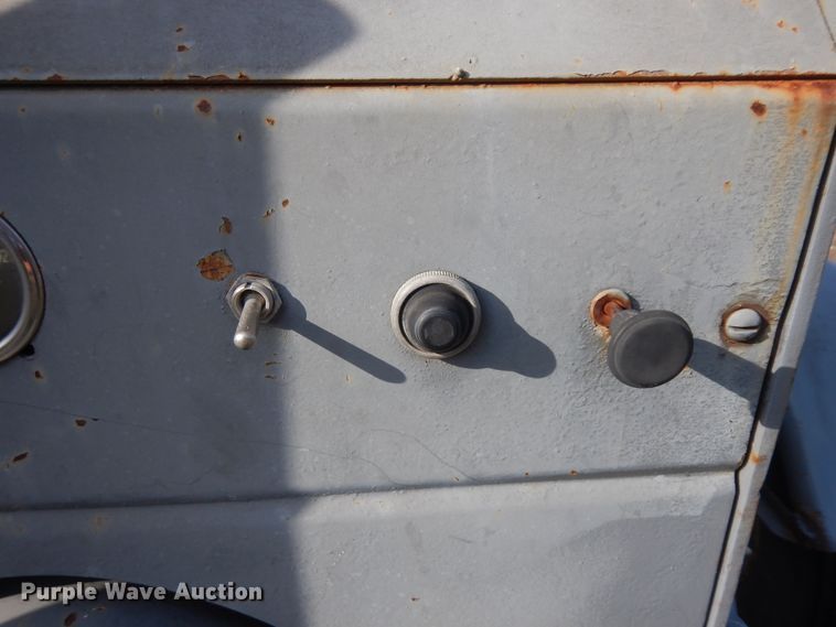 image for item KU9603 Lincoln SA-200  welder