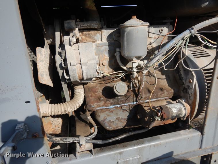 image for item KU9603 Lincoln SA-200  welder