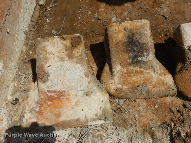 image for item KU9606 Caterpillar  excavator bucket