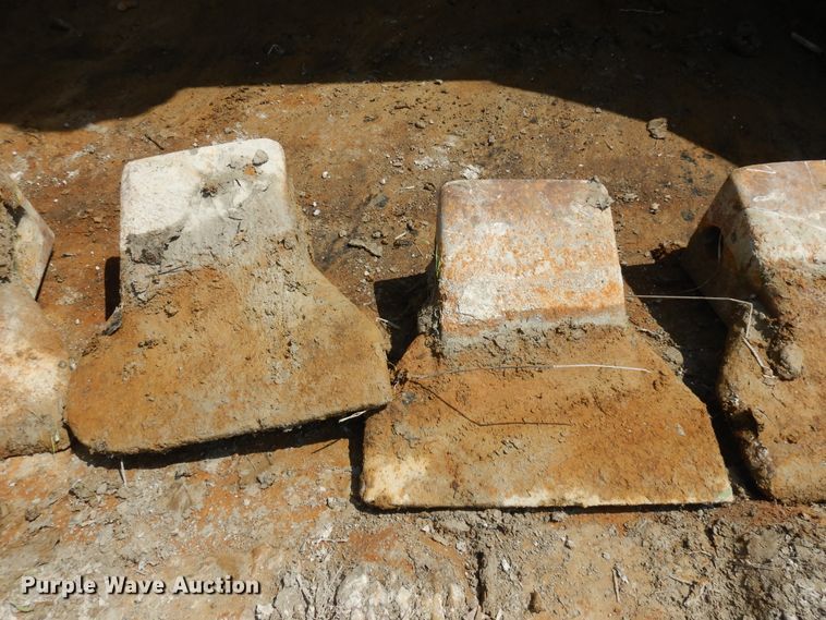 image for item KU9606 Caterpillar  excavator bucket