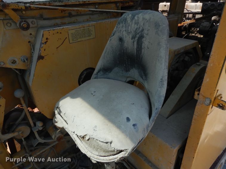 image for item KU9607 Lorain Moto-Crane 320  truck crane