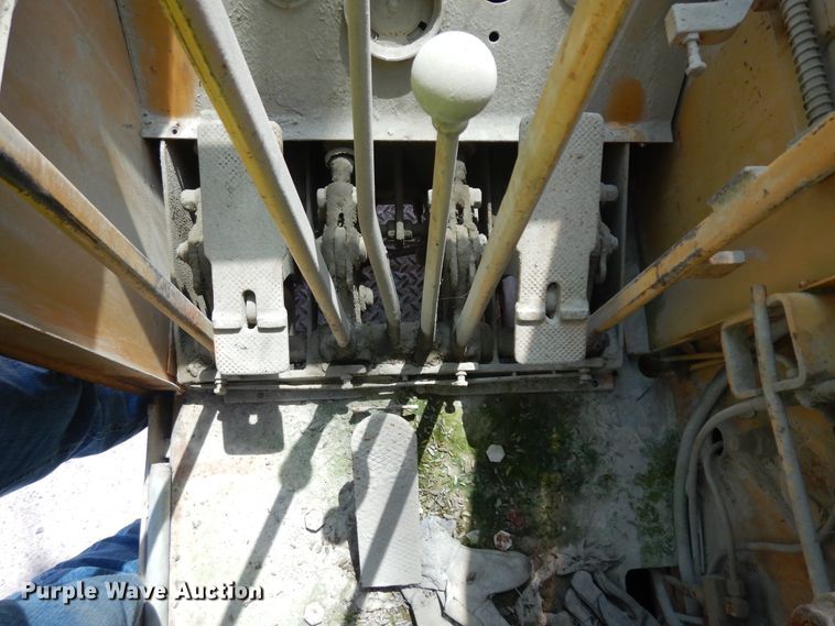 image for item KU9607 Lorain Moto-Crane 320  truck crane