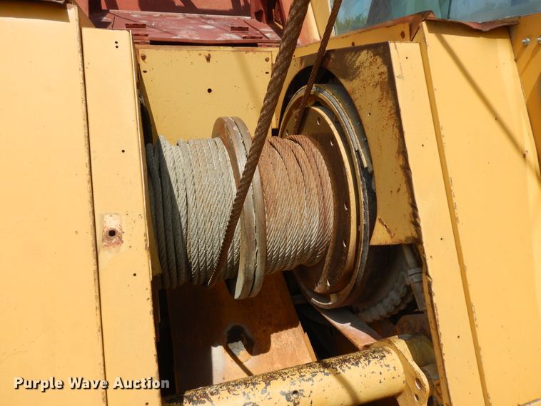 image for item KU9607 Lorain Moto-Crane 320  truck crane