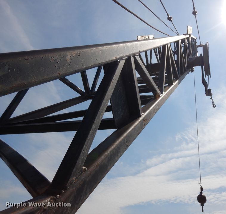 image for item KU9607 Lorain Moto-Crane 320  truck crane