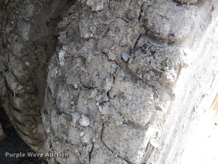 image for item KU9607 Lorain Moto-Crane 320  truck crane