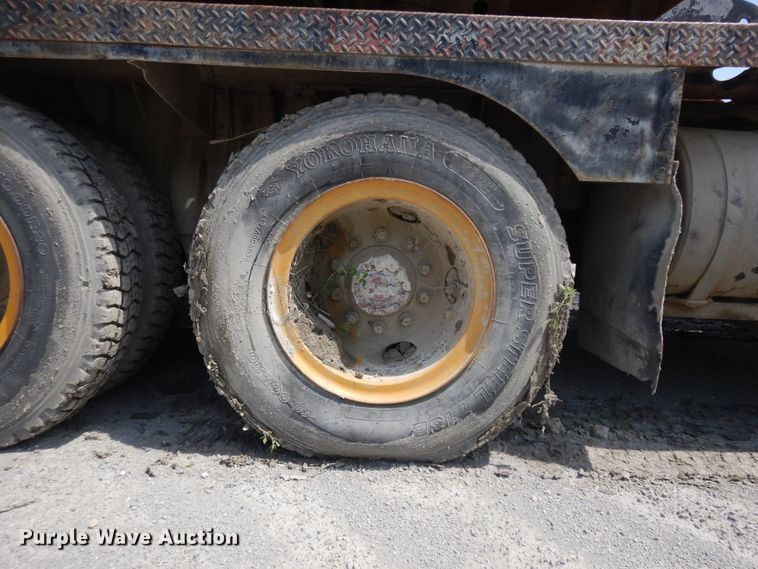 image for item KU9607 Lorain Moto-Crane 320  truck crane