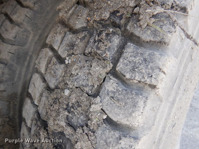 image for item KU9607 Lorain Moto-Crane 320  truck crane