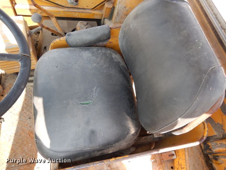 image for item KU9608 1972 Caterpillar 950  wheel loader