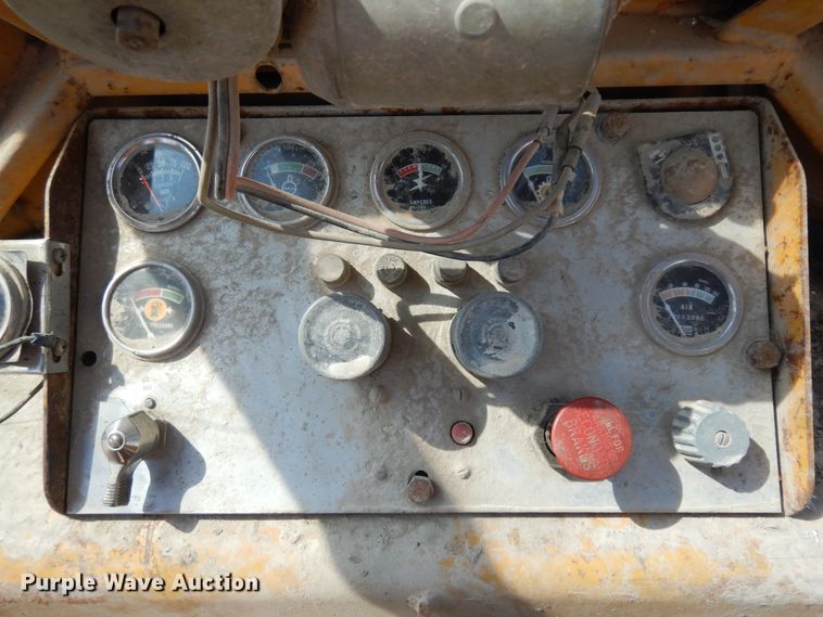 image for item KU9608 1972 Caterpillar 950  wheel loader