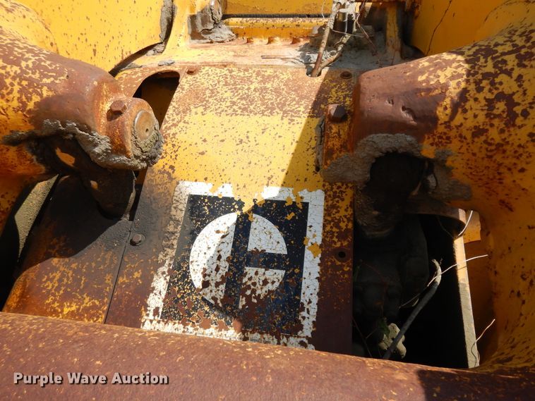 image for item KU9608 1972 Caterpillar 950  wheel loader