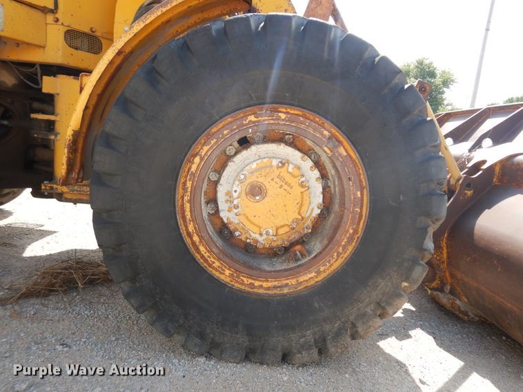 image for item KU9608 1972 Caterpillar 950  wheel loader