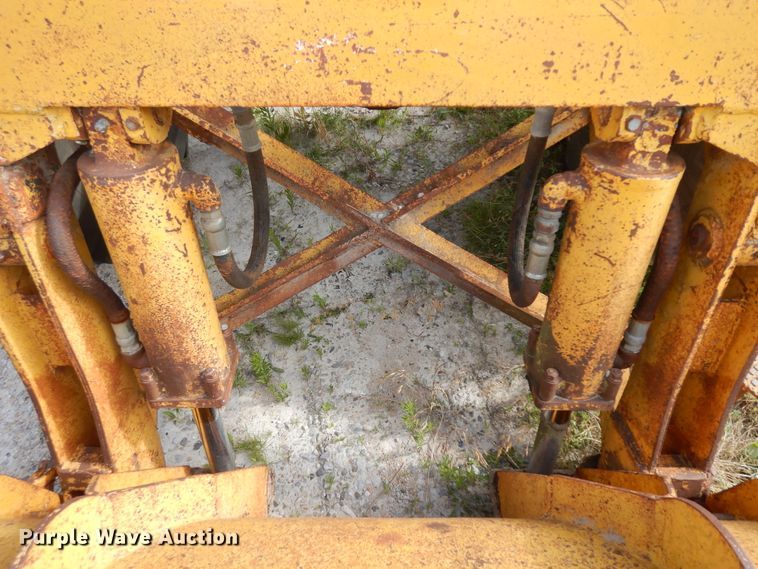 image for item KU9613 Michigan 75A  wheel loader