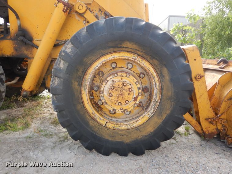 image for item KU9613 Michigan 75A  wheel loader