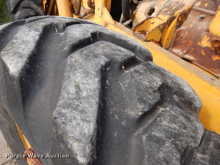 image for item KU9613 Michigan 75A  wheel loader