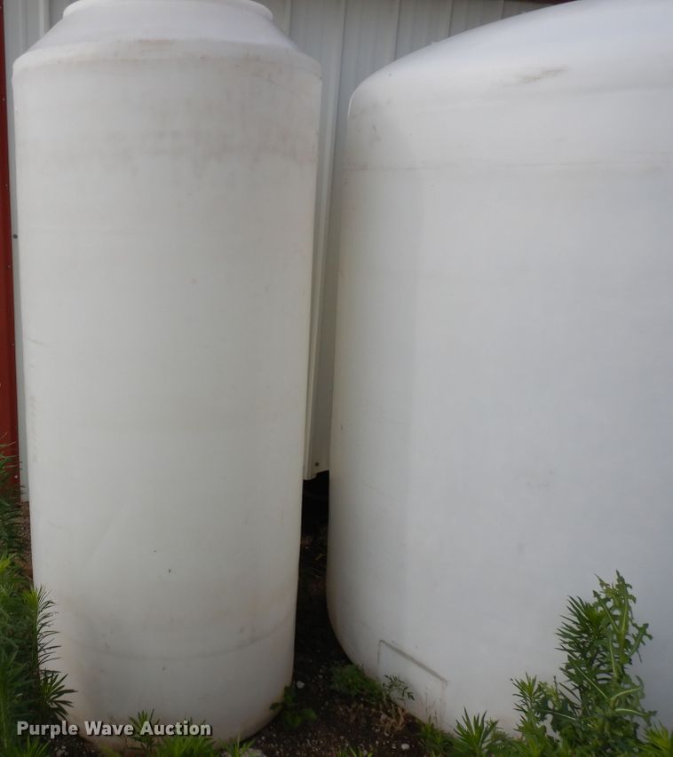 image for item KU9615 Water heater trailer