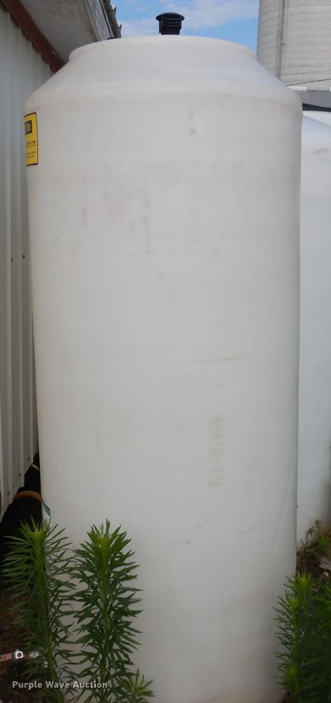 image for item KU9615 Water heater trailer