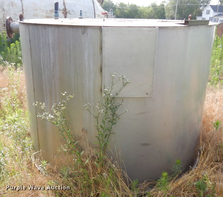 image for item KU9615 Water heater trailer