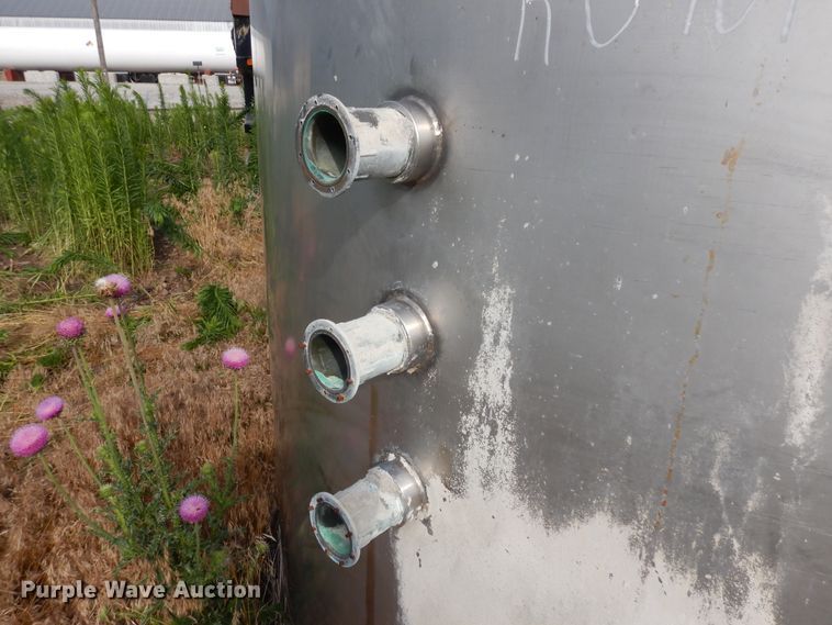 image for item KU9615 Water heater trailer