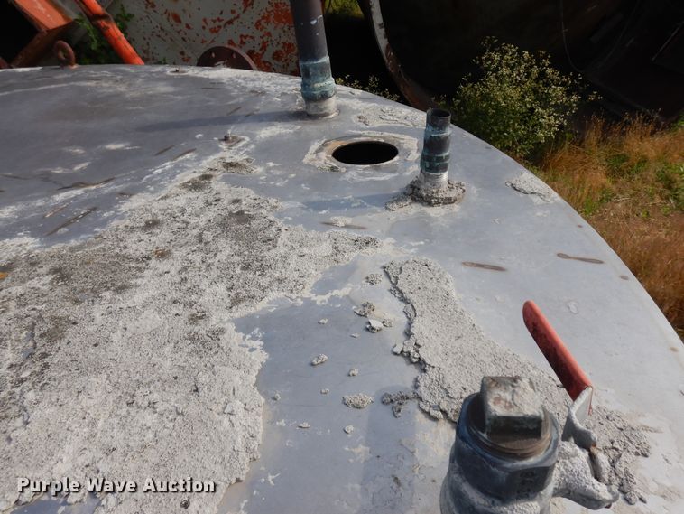 image for item KU9615 Water heater trailer