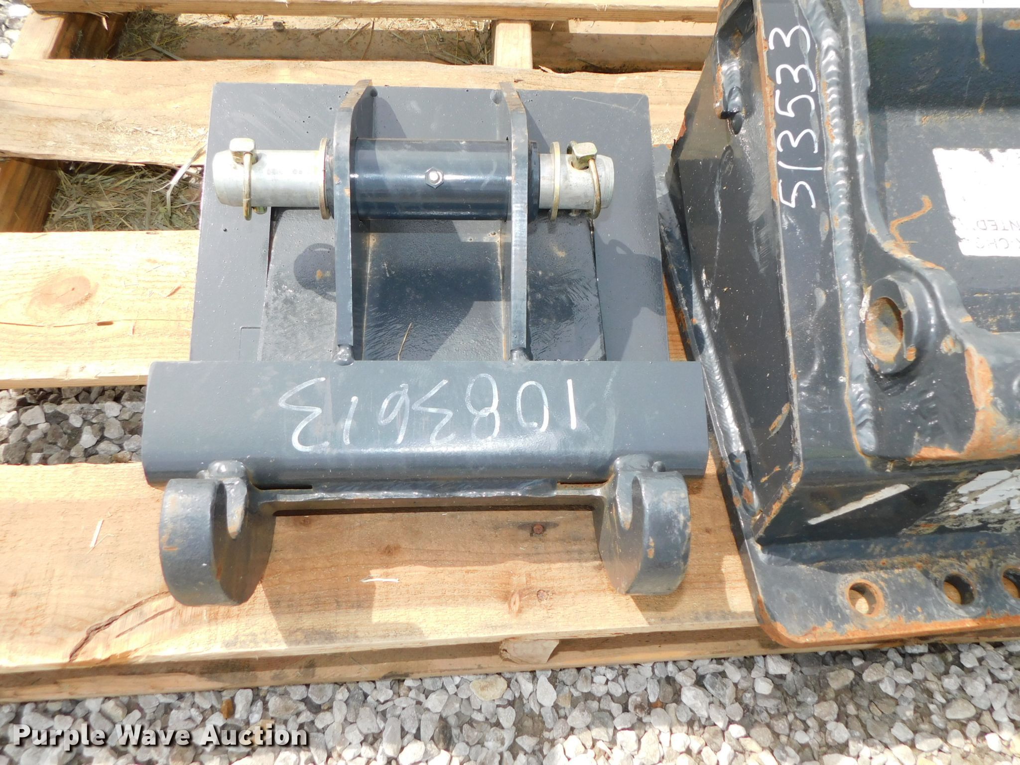 (2) Bobcat Xchange quick couplers in Falls City, NE Item HX9397 sold
