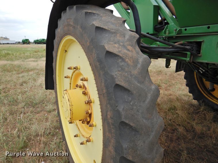 image for item DK2254 2006 John Deere 4920  sprayer