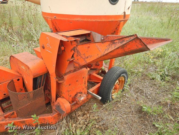 image for item DK2266 Case  feed grinder/mixer