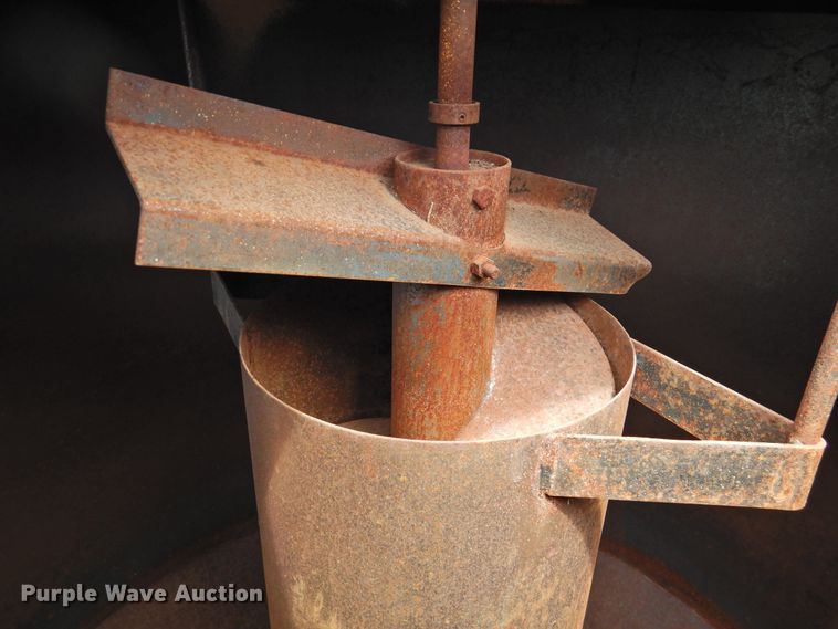 image for item DK2266 Case  feed grinder/mixer