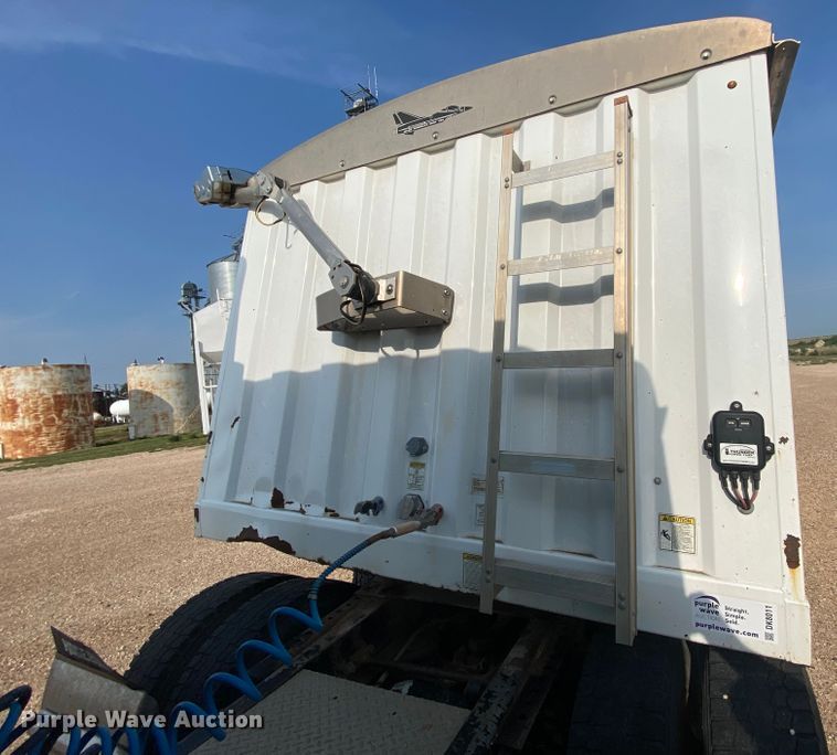 image for item DK8011 2013 Jet  grain trailer
